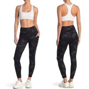 YogaLicious Lux Womens Camouflage Leggings Tights Pocket Stretch Black Size 1X